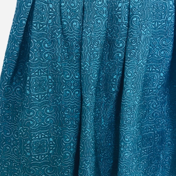 FOREVER NEW size 10  mini dress with black top and green brocade skirt - Picture 6 of 13